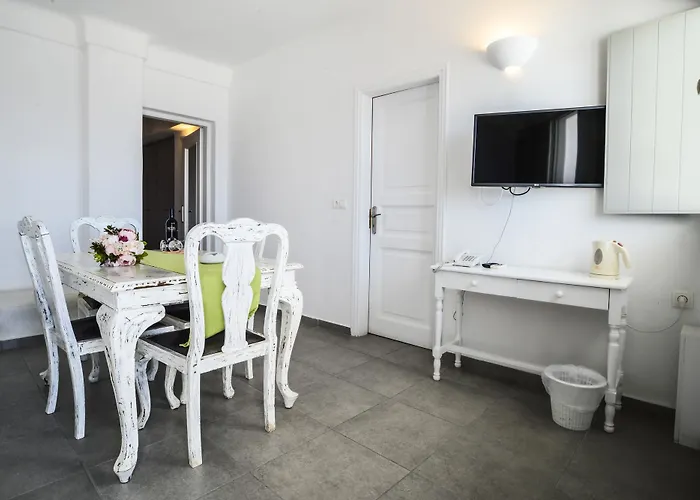 The Last Sunbeam - Adults Only 호텔 산토리니