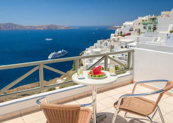 The Last Sunbeam - Adults Only Otel